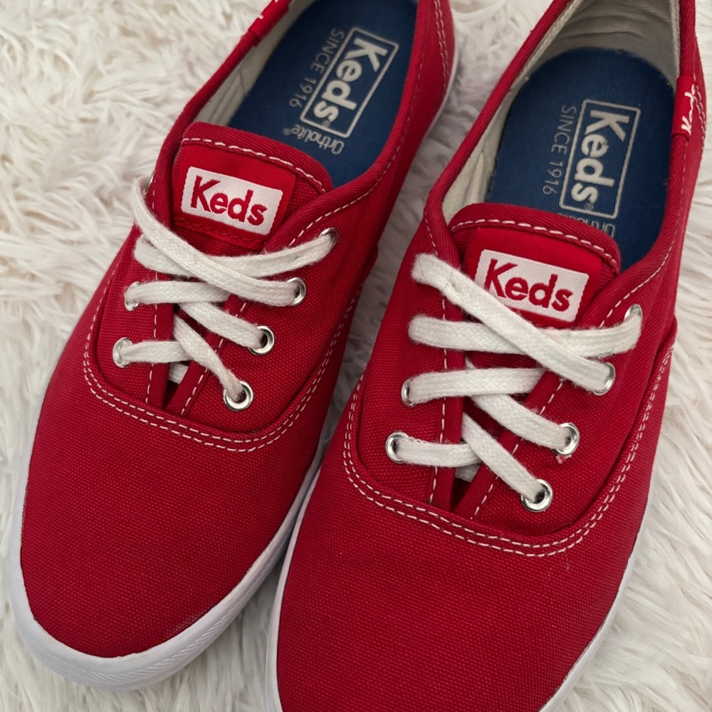 Keds Women's Red Canvas Shoes